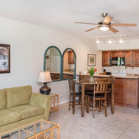 Beach Living At Island Pine Villas George Town Eksteriør bilde
