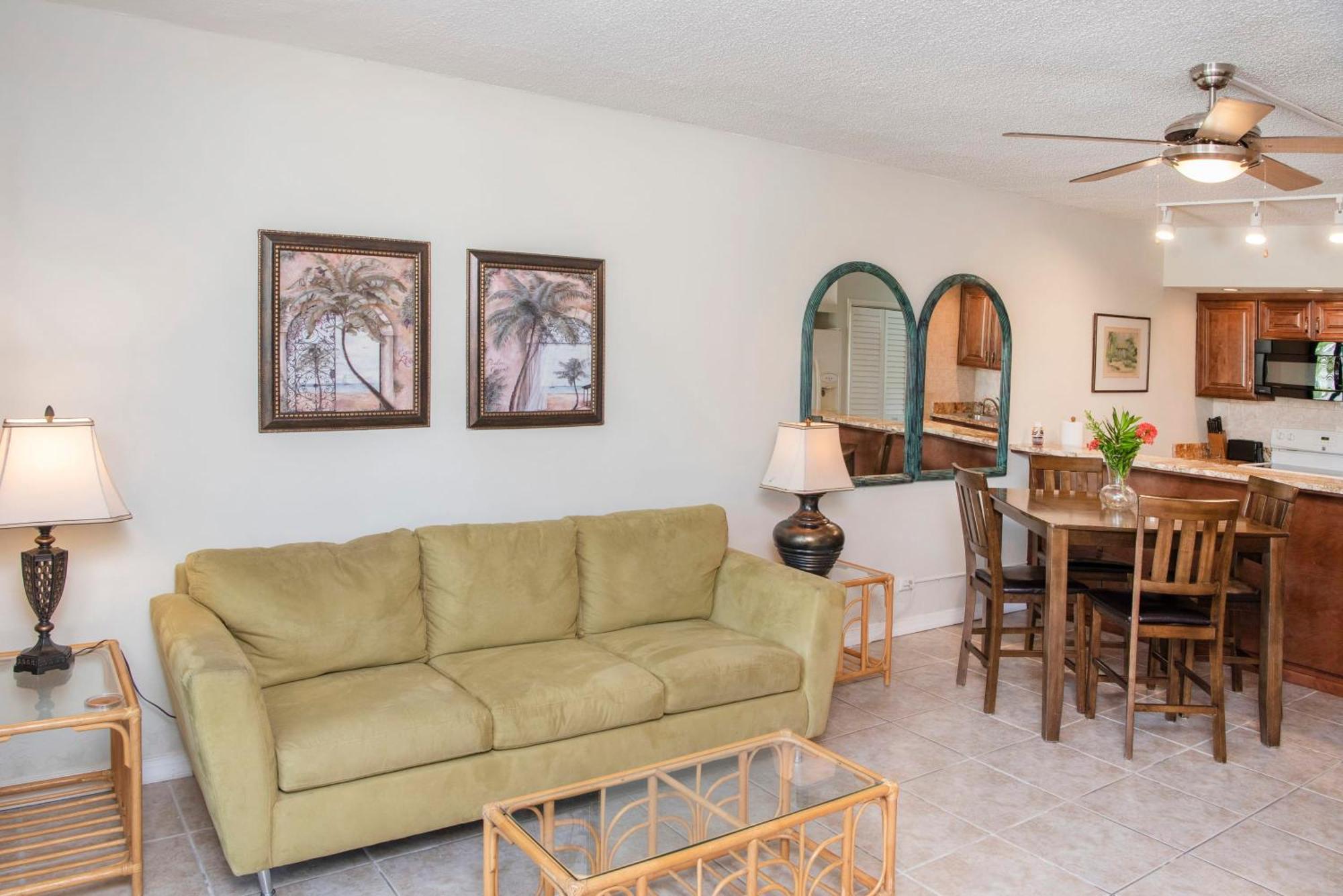 Beach Living At Island Pine Villas George Town Eksteriør bilde