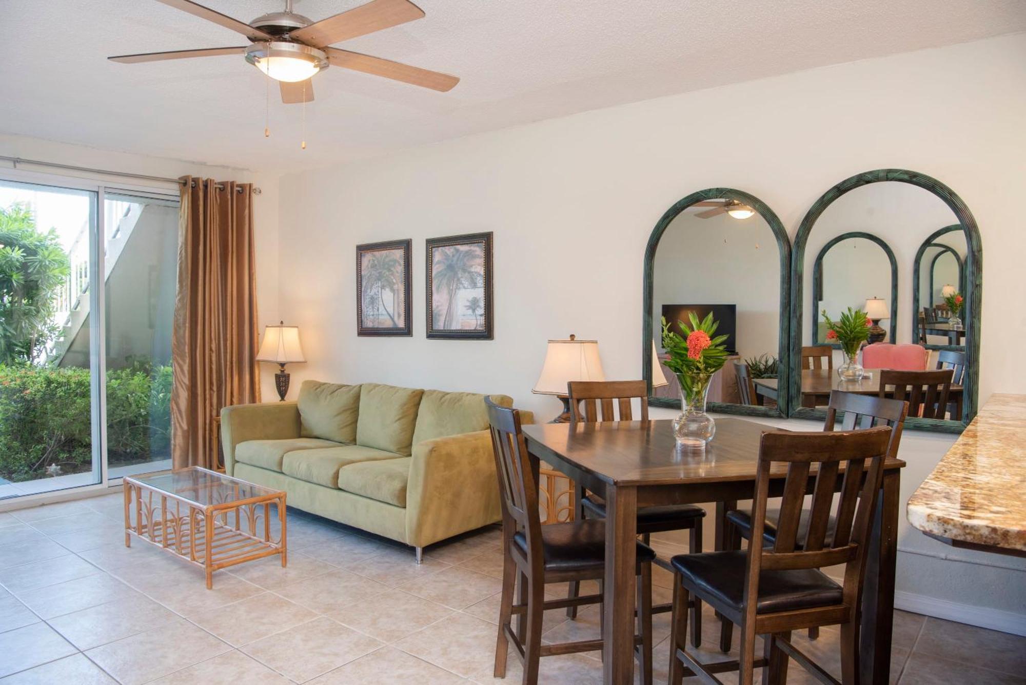 Beach Living At Island Pine Villas George Town Eksteriør bilde